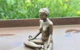 Meditation Klein Bronze Patiniert I Vl H 9 5cm